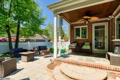 14 Taylor Drive New Brunswick NJ 08901