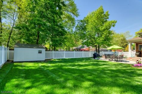 14 Taylor Drive New Brunswick NJ 08901