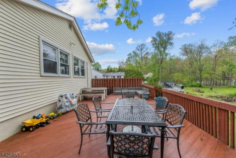 133 Central Avenue Long Hill NJ 07980
