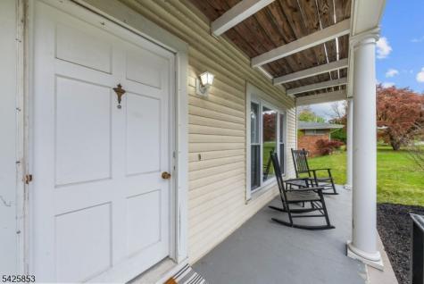 133 Central Avenue Long Hill NJ 07980