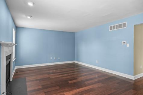 23 Charles Avenue Gloucester NJ 08012