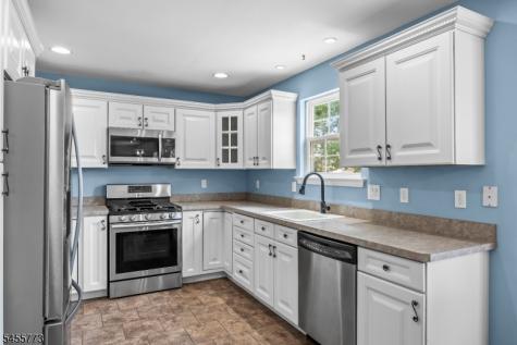 23 Charles Avenue Gloucester NJ 08012