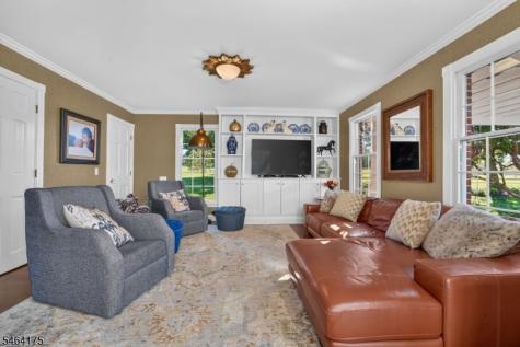 607 West Sidney Road Franklin NJ 08867