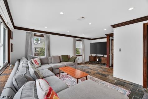 15 Greenwood Avenue West Orange NJ 07052