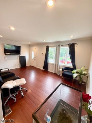 73 Raritan Avenue Paterson NJ 07503