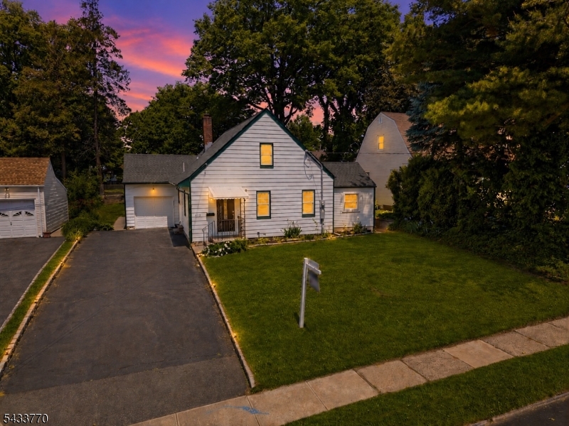 573 Conant Street Hillside NJ 07205