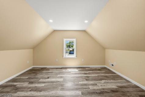 573 Conant Street Hillside NJ 07205