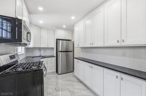 573 Conant Street Hillside NJ 07205