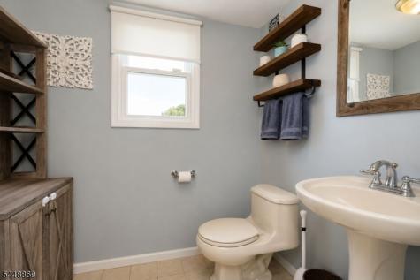 4 Blue Grass Drive Ewing NJ 08638