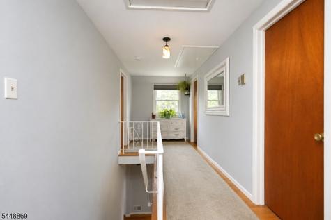 4 Blue Grass Drive Ewing NJ 08638