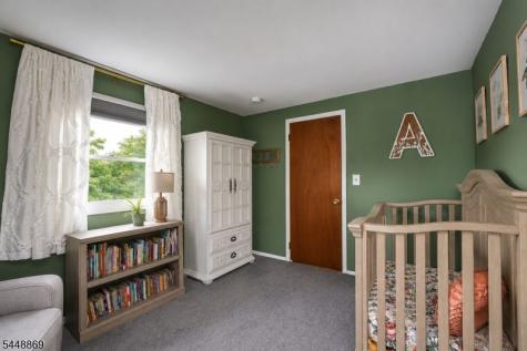 4 Blue Grass Drive Ewing NJ 08638