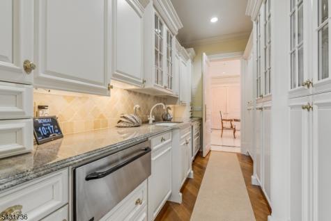 141 Route 202 Far Hills NJ 07931