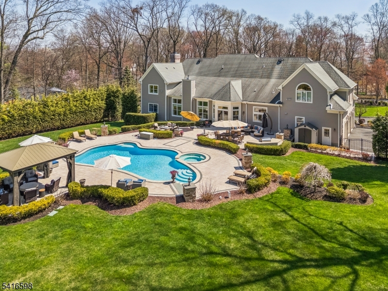 55 Deer Run Watchung NJ 07069
