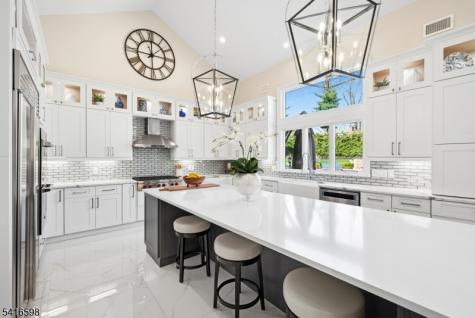 55 Deer Run Watchung NJ 07069