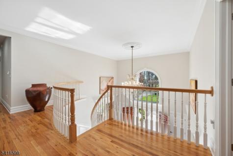 55 Deer Run Watchung NJ 07069