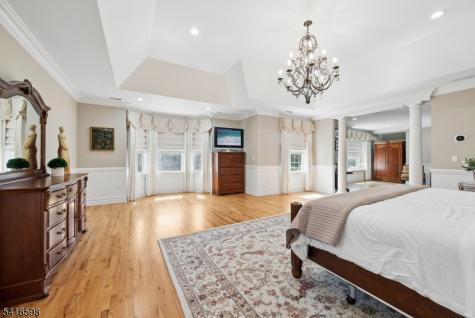 55 Deer Run Watchung NJ 07069