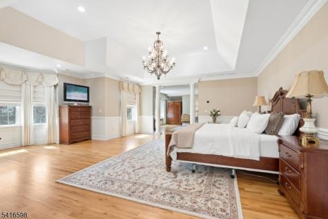 55 Deer Run Watchung NJ 07069