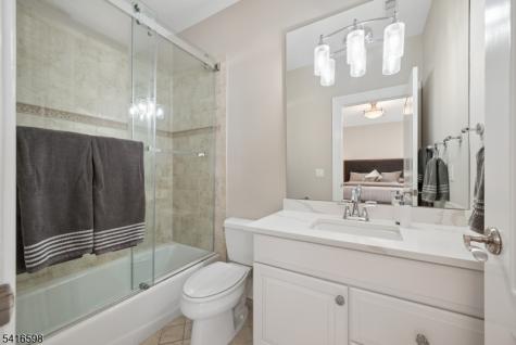 55 Deer Run Watchung NJ 07069