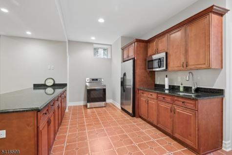 55 Deer Run Watchung NJ 07069