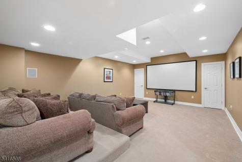 55 Deer Run Watchung NJ 07069