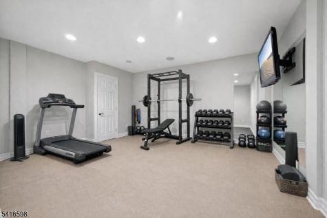 55 Deer Run Watchung NJ 07069