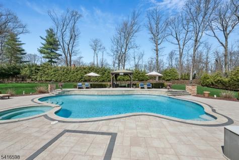 55 Deer Run Watchung NJ 07069