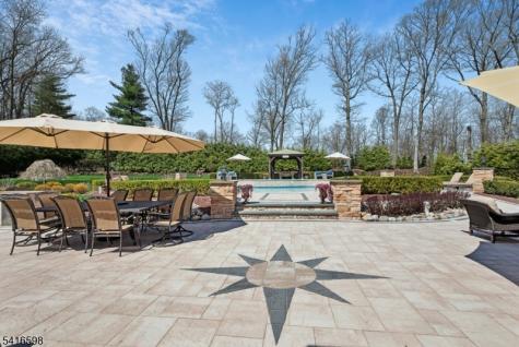 55 Deer Run Watchung NJ 07069