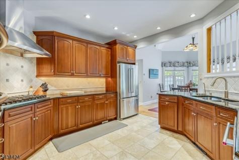 104 Creek Road Green NJ 07821