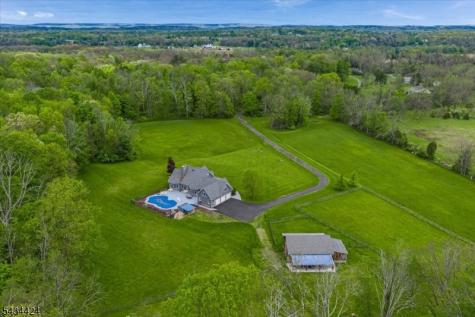 104 Creek Road Green NJ 07821