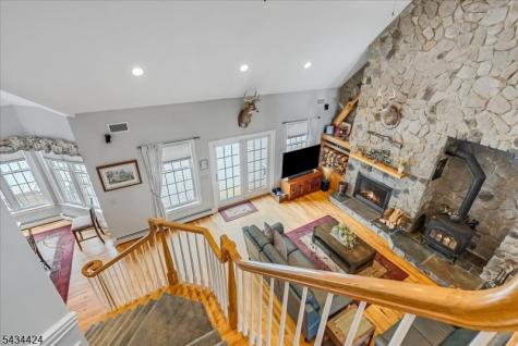 104 Creek Road Green NJ 07821