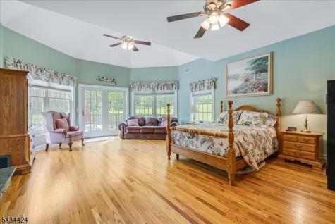 104 Creek Road Green NJ 07821