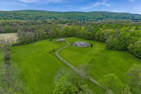 104 Creek Road Green NJ 07821