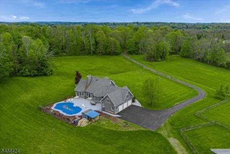 104 Creek Road Green NJ 07821