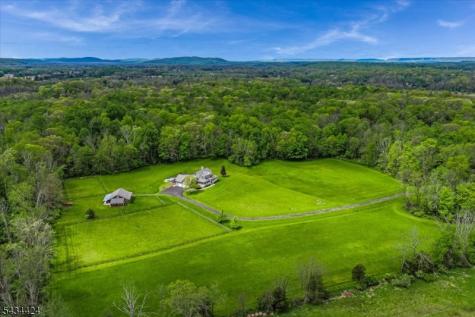 104 Creek Road Green NJ 07821