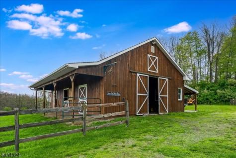 104 Creek Road Green NJ 07821
