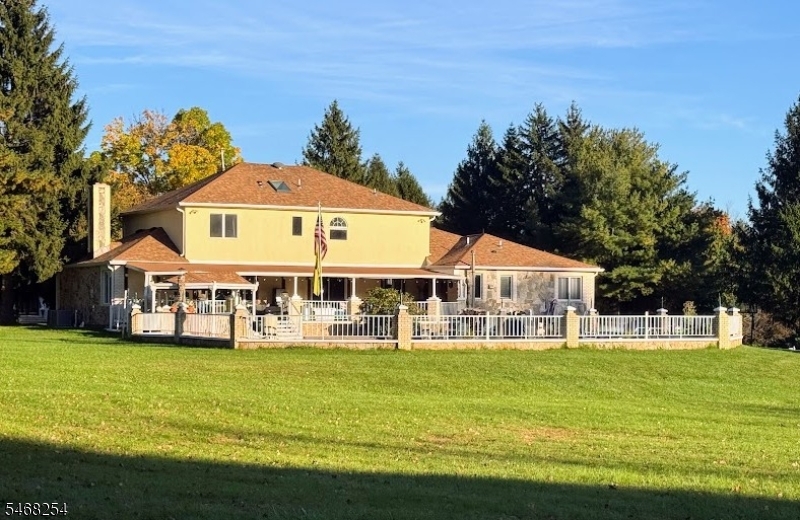 11 Grandview Circle Raritan NJ 08822