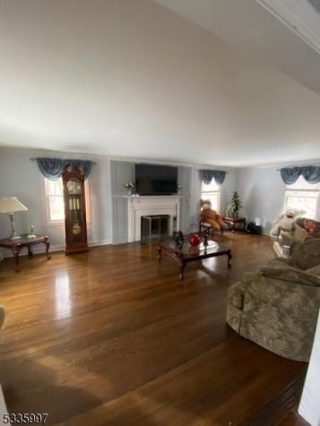 14 Sunrise Drive Warren NJ 07059