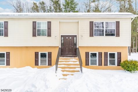 417 Deer Field Lane Montague NJ 07827
