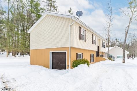 417 Deer Field Lane Montague NJ 07827