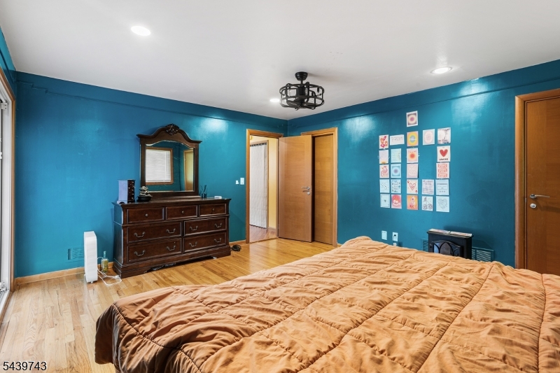 88 Tall Oaks Drive East Brunswick NJ 08816