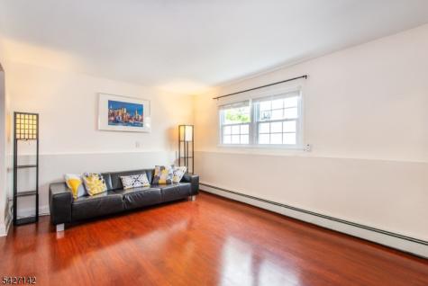 900 Sioux Avenue Parsippany-troy Hills NJ 07034