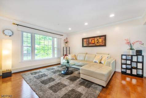 900 Sioux Avenue Parsippany-troy Hills NJ 07034