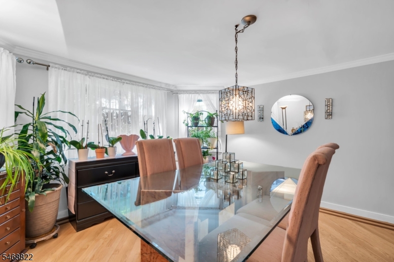 8 Lakeview Court Jefferson NJ 07438