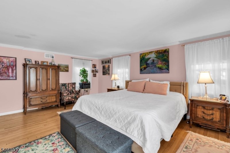 8 Lakeview Court Jefferson NJ 07438