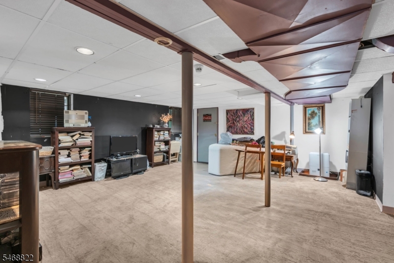8 Lakeview Court Jefferson NJ 07438