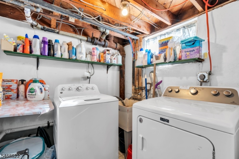 8 Lakeview Court Jefferson NJ 07438