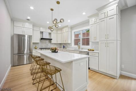 5 Briar Cliff Road Livingston NJ 07039