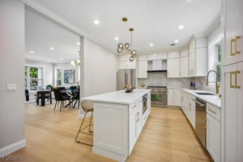 5 Briar Cliff Road Livingston NJ 07039