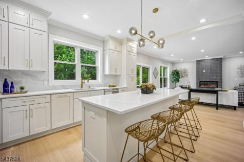 5 Briar Cliff Road Livingston NJ 07039