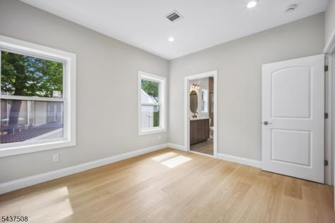 5 Briar Cliff Road Livingston NJ 07039